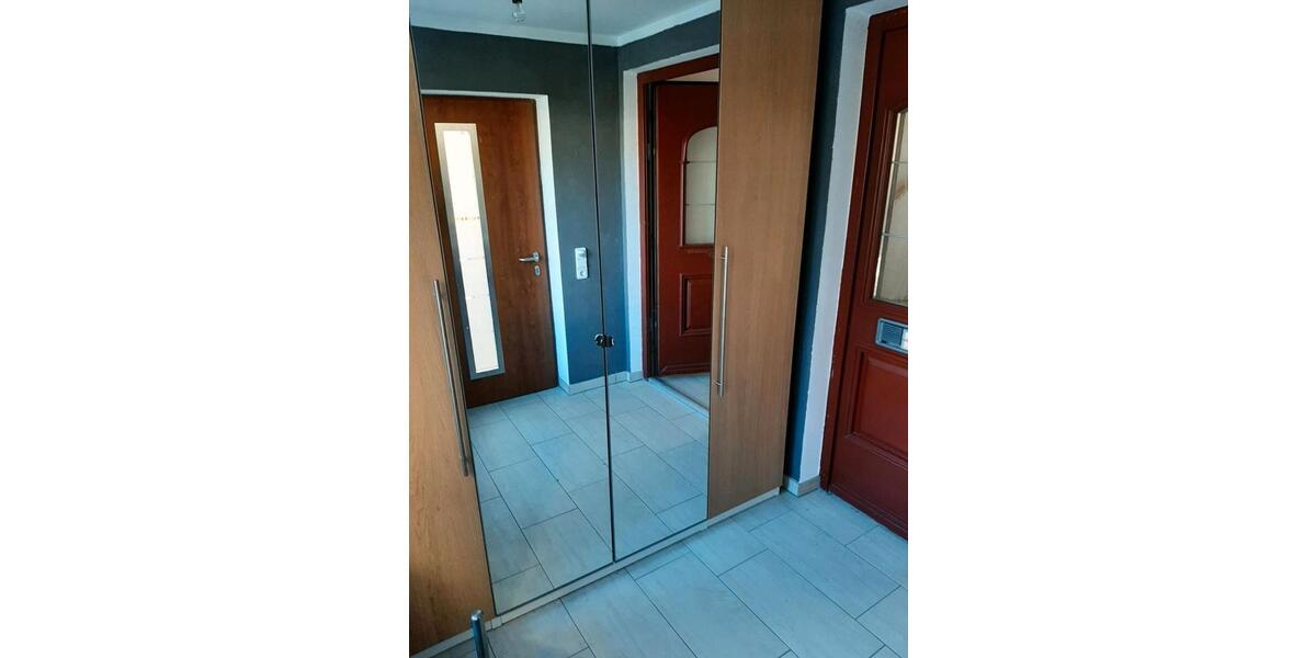 Etagenwohnung Deggendorf - 5 Zimmer, 1 m&sup2;, 1.200&euro; | Angebot:25298360