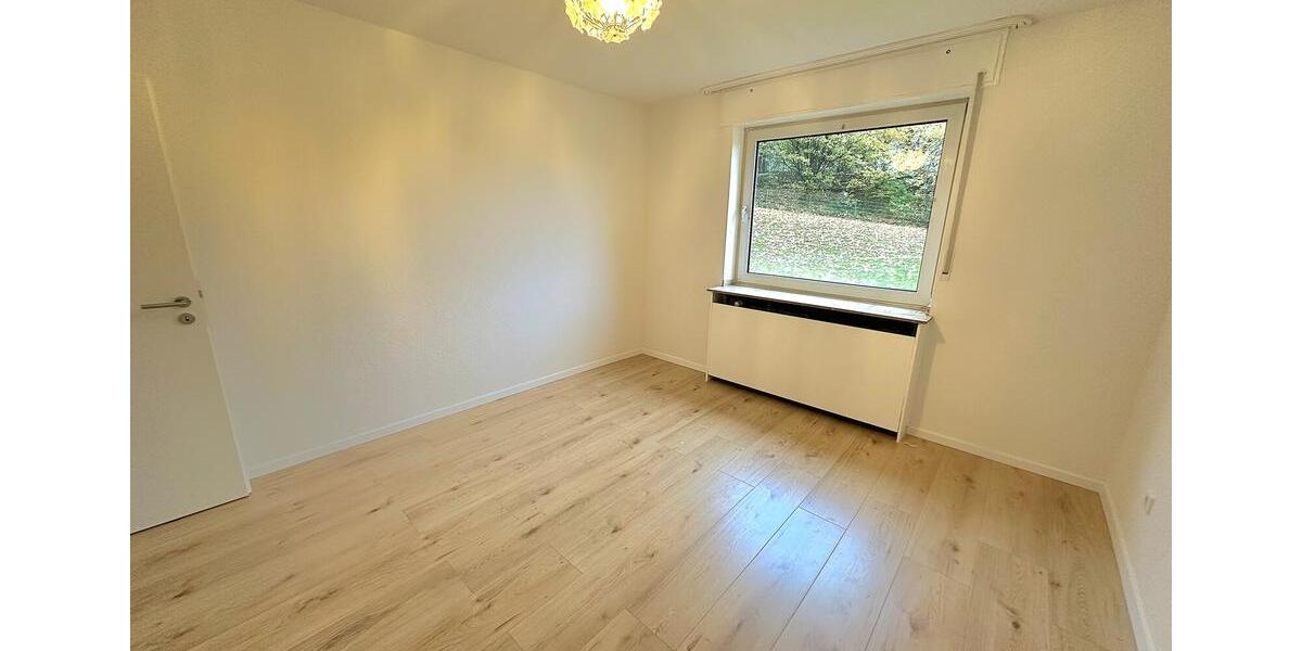 SCHADE IMMOBILIEN - Erstbezug nach Renovierung! 3-Zimmerwohnung mit Aufzug in Lüdenscheid! 3 zimmer