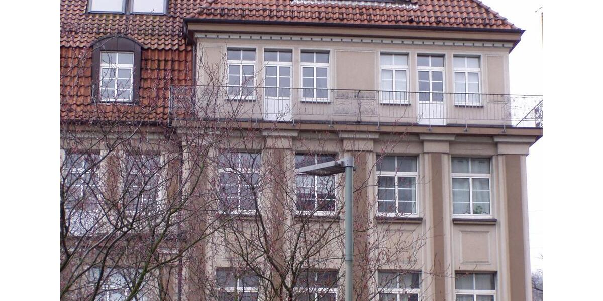 Dachgeschoßwohnung Bielefeld - 3.5 Zimmer, 100 m&sup2;, 850&euro; | Angebot:25903083