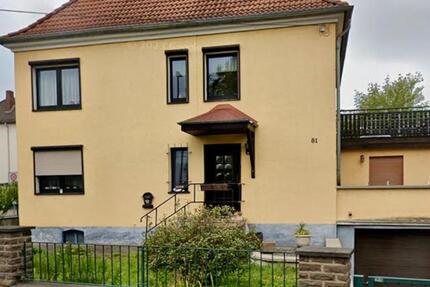 Freistehendes 3-Parteien-Haus – Dachgeschoss 55qm 1 zimmer