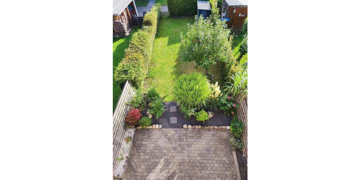 Reihenmittelhaus Albersdorf - 3 Zimmer, 130 m&sup2;, 1.100&euro; | Angebot:25716267