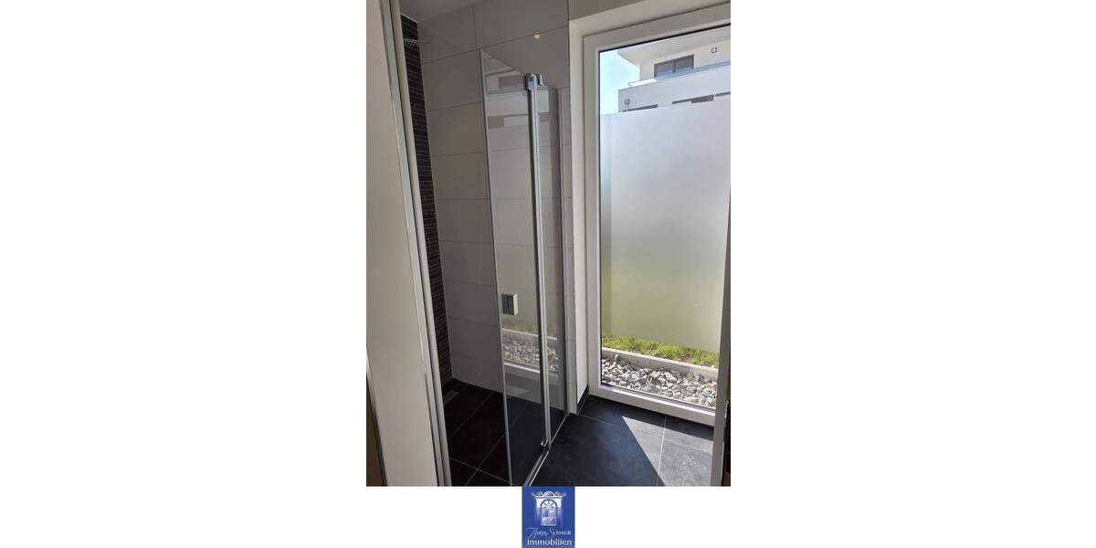 Etagenwohnung Döbeln - 4 Zimmer, 133 m&sup2;, 1.330&euro; | Angebot:25803087