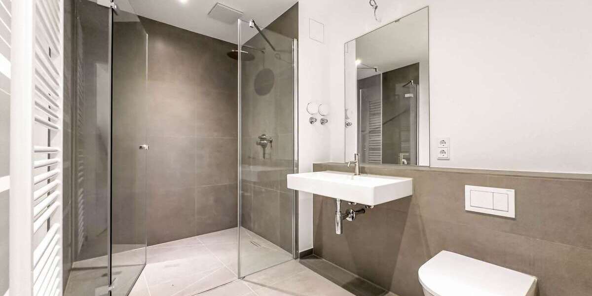 Etagenwohnung Düsseldorf Stadtbezirk 2 - 2 Zimmer, 65 m&sup2;, 1.495&euro; | Angebot:27141295