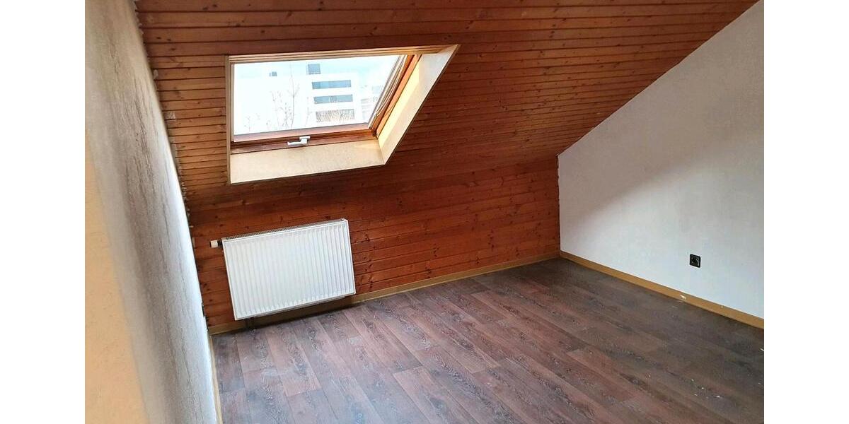 Dachgeschoßwohnung Mannheim Gartenstadt - 3 Zimmer, 75 m&sup2;, 920&euro; | Angebot:26577689