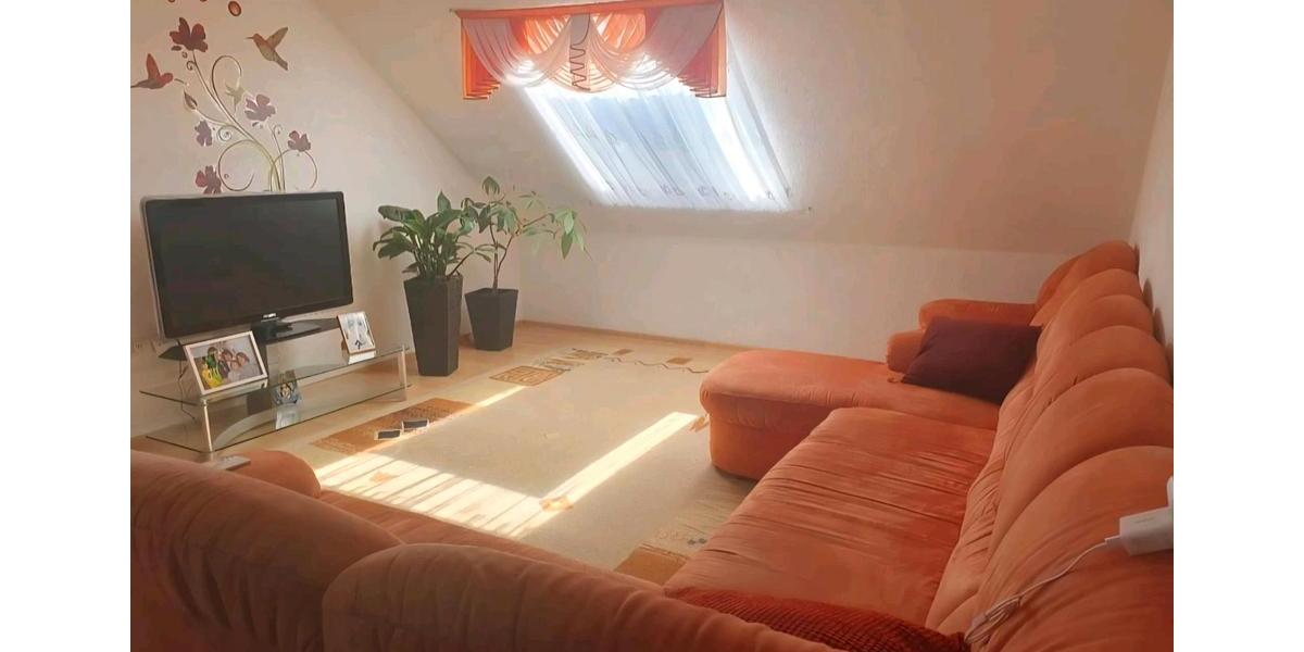Dachgeschoßwohnung Bad Saulgau - 3 Zimmer, 87 m&sup2;, 1.200&euro; | Angebot:26693287