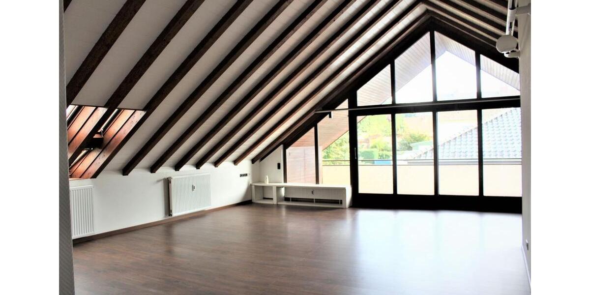 Dachgeschoßwohnung Herford Falkendiek - 2 Zimmer, 114 m&sup2;, 785&euro; | Angebot:26698732