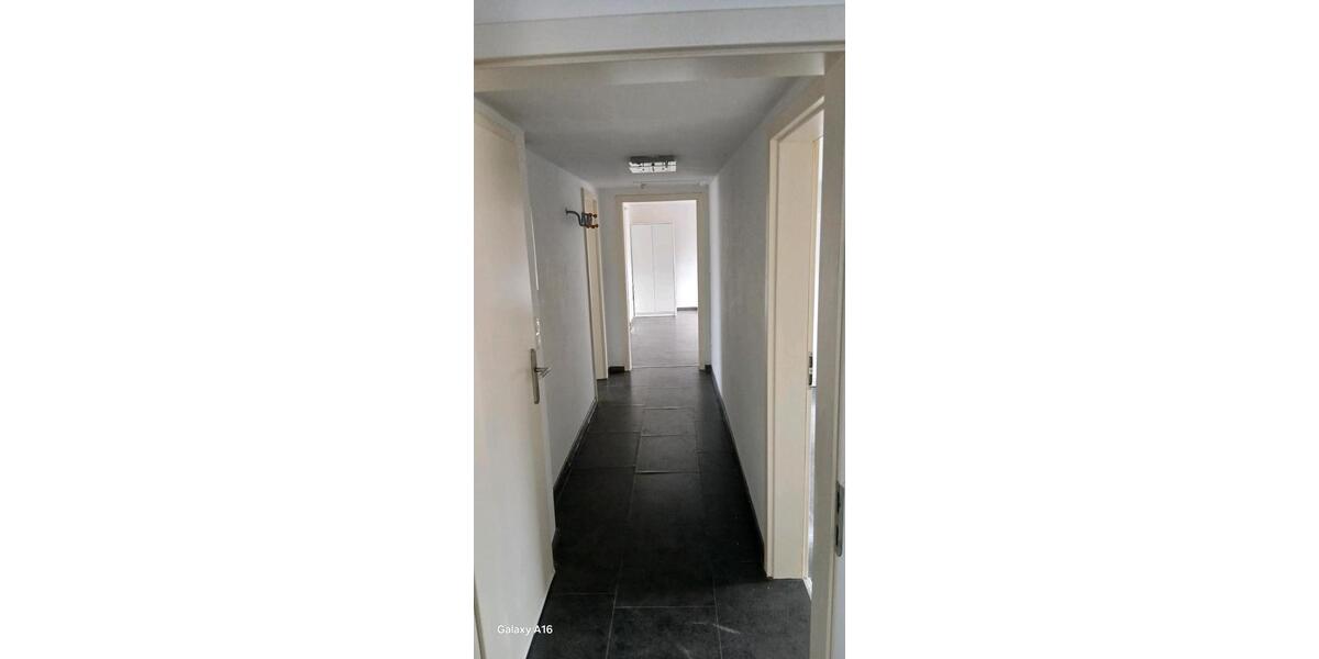 Etagenwohnung Neufahrn bei Freising Mintraching-Grüneck - 3 Zimmer, 70 m&sup2;, 400&euro; | Angebot:25054754