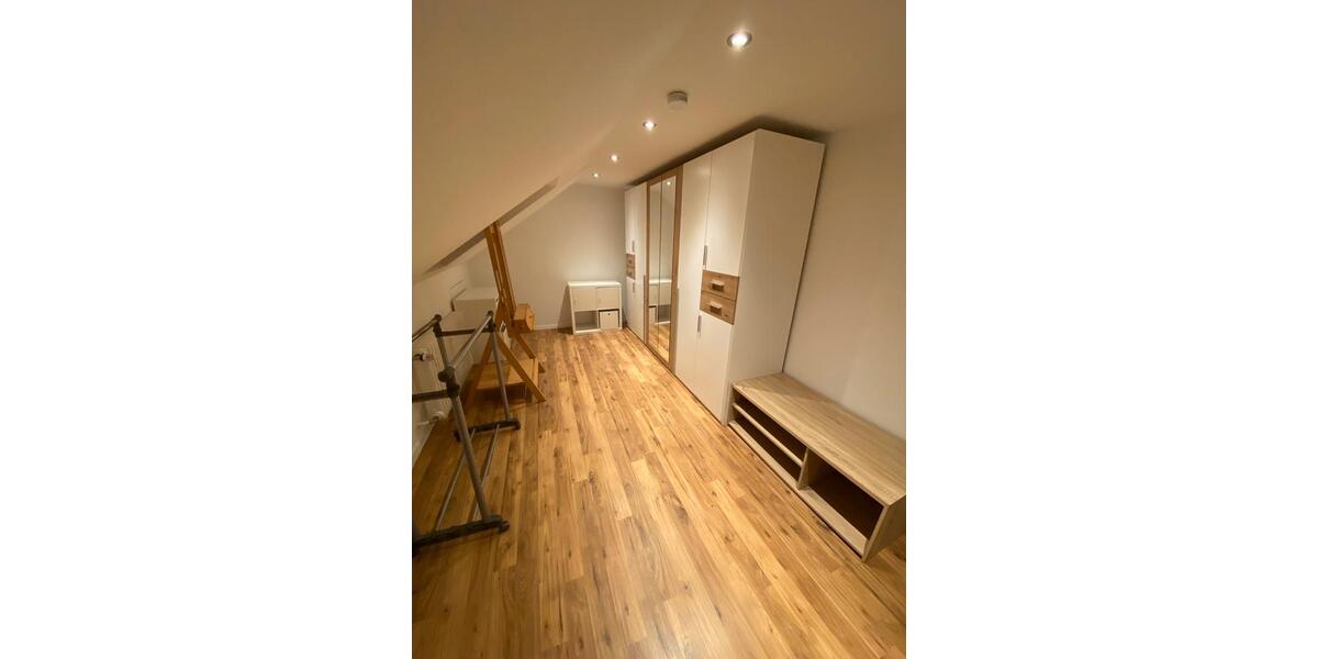 Dachgeschoßwohnung Bühl - 3 Zimmer, 86 m&sup2;, 790&euro; | Angebot:24489514