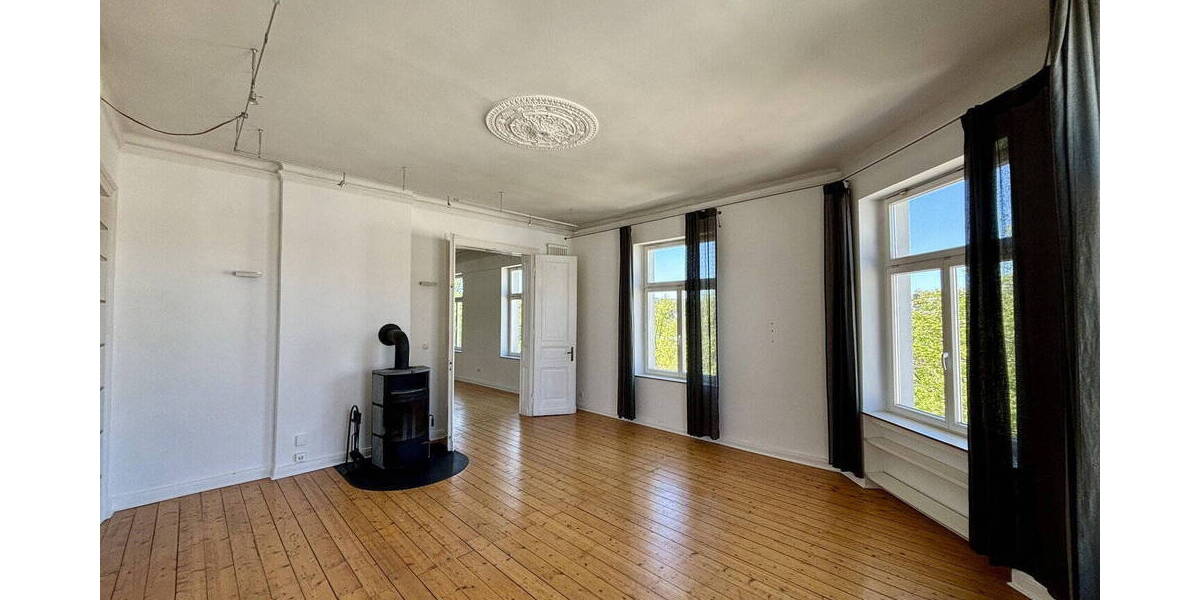 Etagenwohnung Aachen Aachen-Mitte - 4 Zimmer, 140 m&sup2;, 1.680&euro; | Angebot:26764524