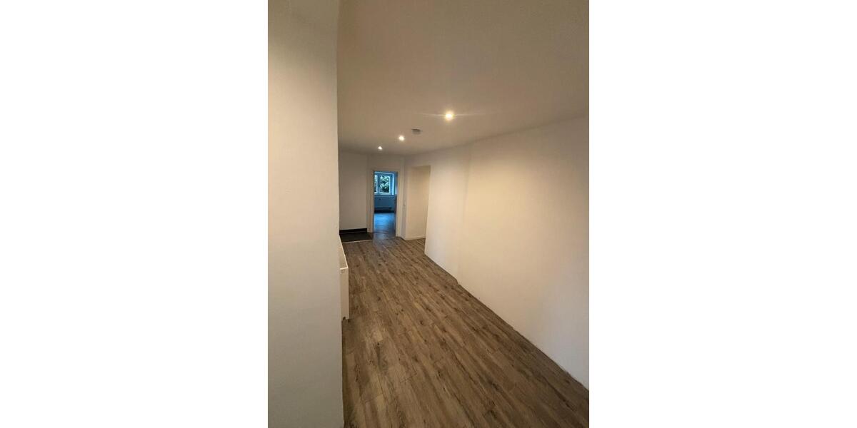 Erdgeschoßwohnung Büchenbach - 2 Zimmer, 81 m&sup2;, 800&euro; | Angebot:24962185