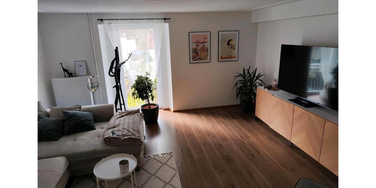 Etagenwohnung Efringen-Kirchen Kirchen - 3 Zimmer, 95 m&sup2;, 1.300&euro; | Angebot:26047537