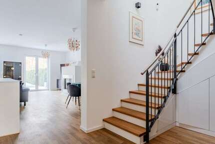 Haus Potsdam / Groß Glienicke Groß Glienicke - 5 Zimmer, 157 m&sup2;, 2.900&euro; | Angebot:25904905