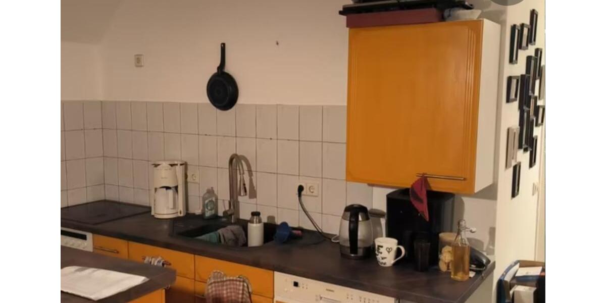 Dachgeschoßwohnung Naumburg (Saale) - 1 Zimmer, 43 m&sup2;, 280&euro; | Angebot:24737639