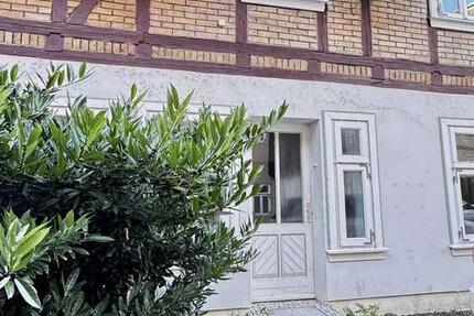 Provisionsfrei - moderne 5 Zimmer Maisonette-Wohnung 97 qm mit Stellplatz in Blankenburg 5 zimmer