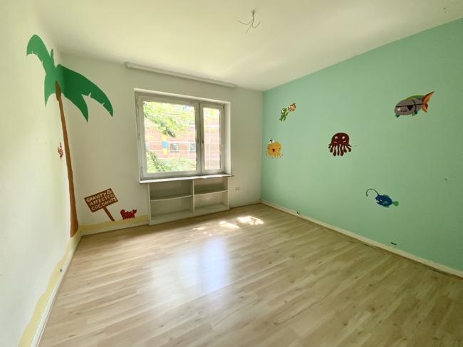 Etagenwohnung Gelsenkirchen - 3 Zimmer, 110 m&sup2;, 660&euro; | Angebot:26663111