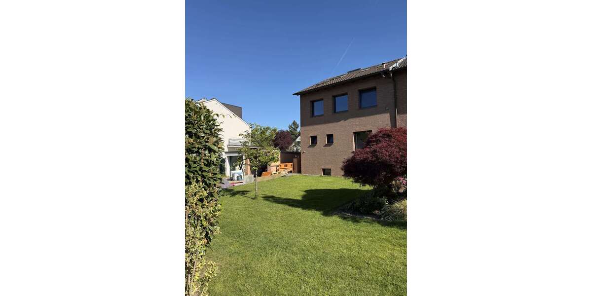 Einfamilienhaus Bonn Gielgen - 5 Zimmer, 140 m&sup2;, 1.840&euro; | Angebot:26737438