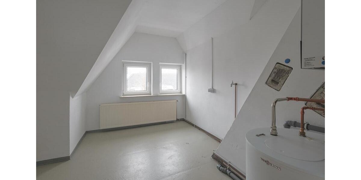 Maisonettenwohnung Jever - 4 Zimmer, 151 m&sup2;, 1.250&euro; | Angebot:25567927