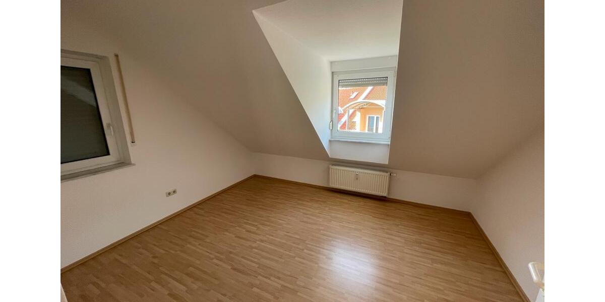 Dachgeschoßwohnung Bad Neustadt an der Saale - 3 Zimmer, 750&euro; | Angebot:22743098