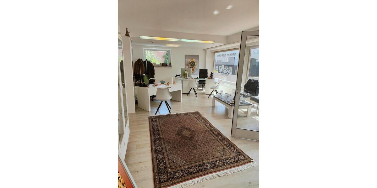 Zentrum Barsinghausen Gewerbeeinheit mit zwei Parkplätzen zimmer