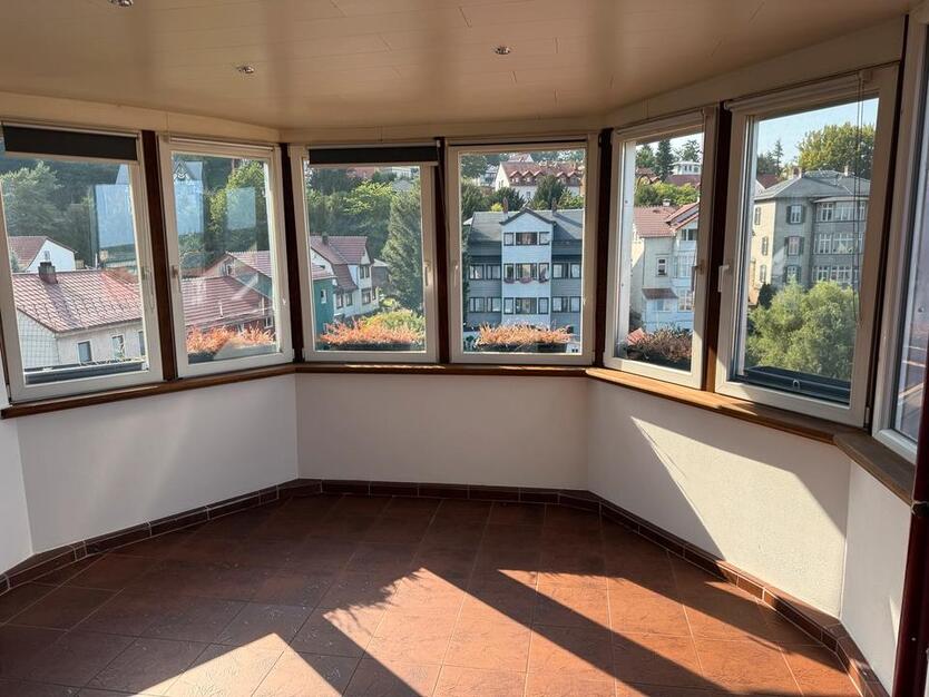 Großzügige 3-Raum Wohnung in Friedrichroda mit beh. Loggia