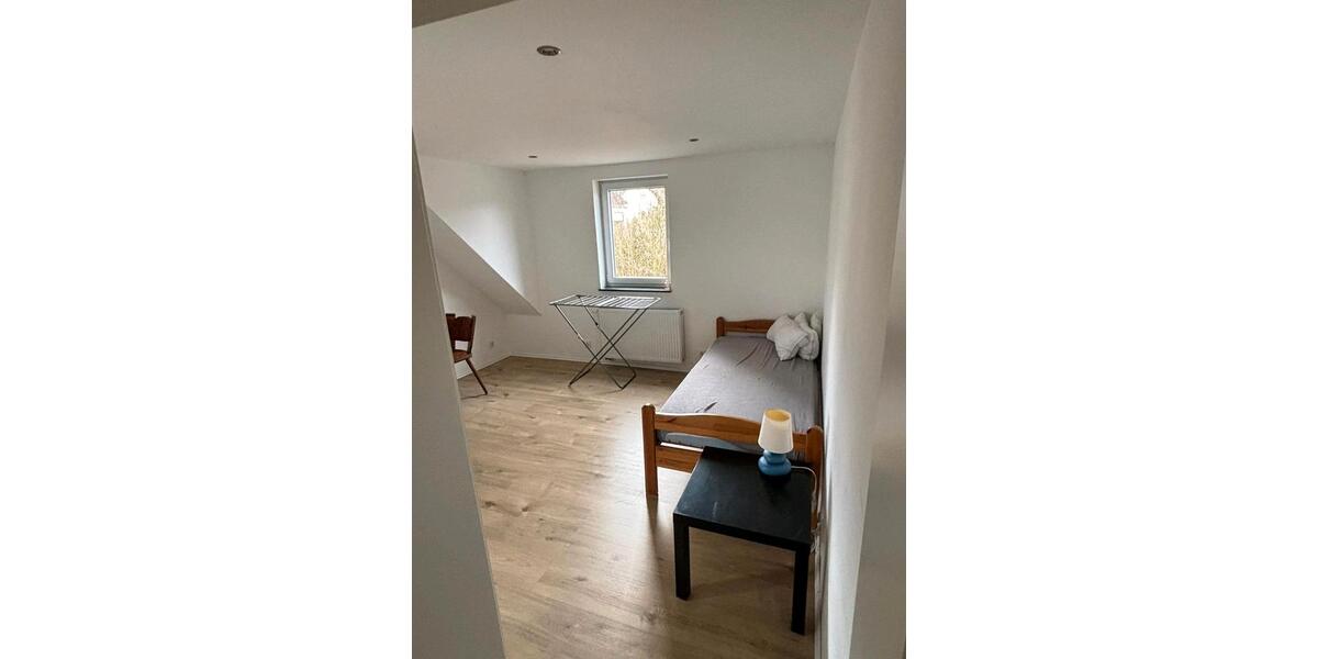 Wohnen auf Zeit Gummersbach Berstig Süd - 2 Zimmer, 55 m&sup2;, 17&euro; | Angebot:25370127