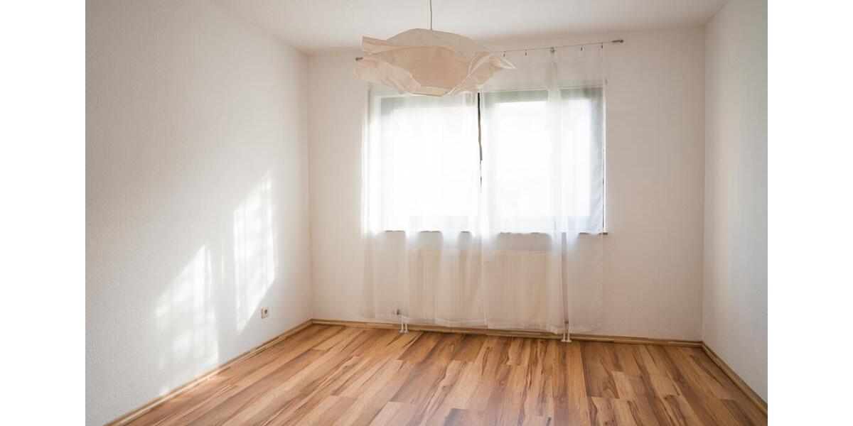 Etagenwohnung Bruchsal - 2 Zimmer, 60 m&sup2;, 700&euro; | Angebot:26562057