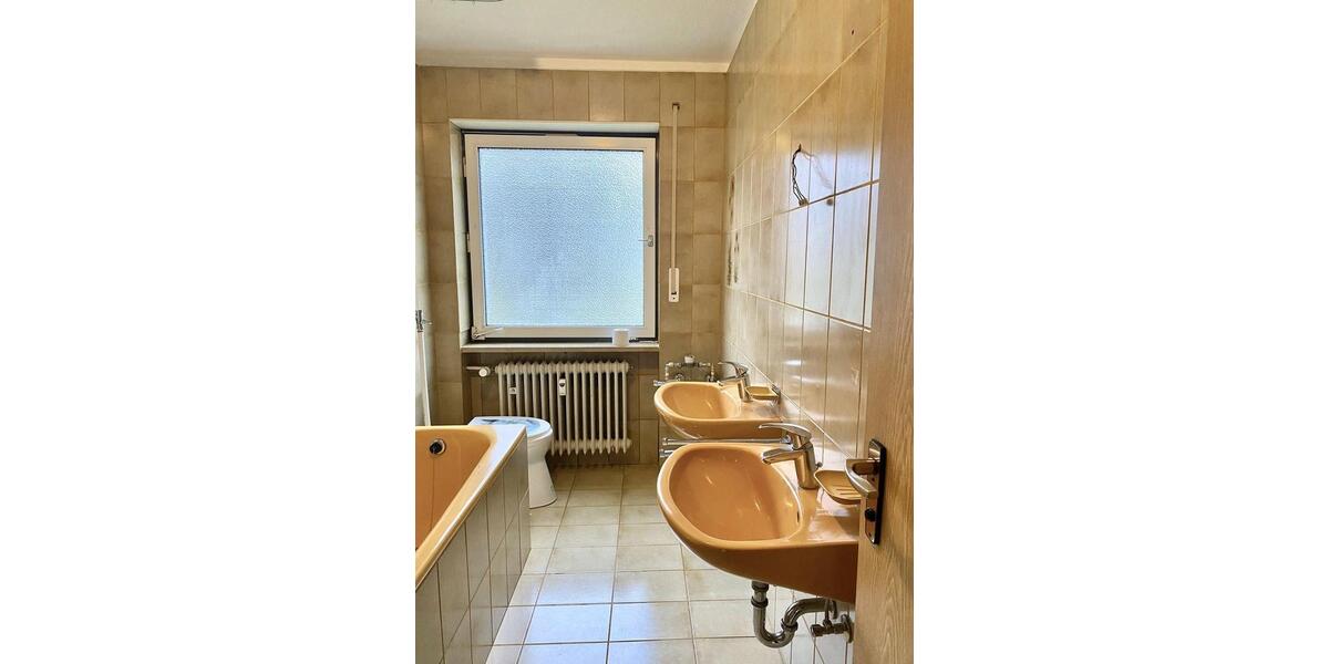 Etagenwohnung Dillingen an der Donau - 5 Zimmer, 107 m&sup2;, 1.250&euro; | Angebot:23860033