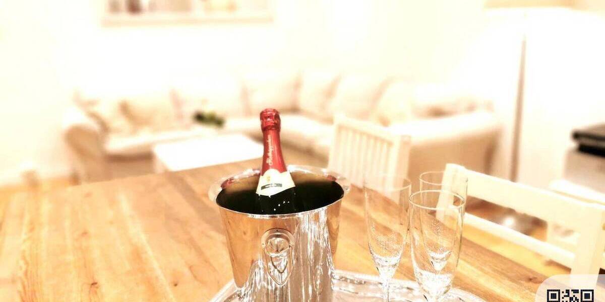 Etagenwohnung Berlin Charlottenburg - 3 Zimmer, 2.642&euro; | Angebot:26701825