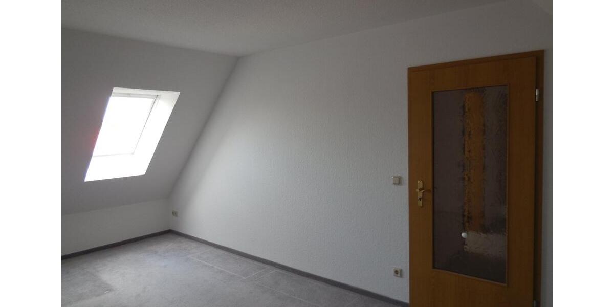 Dachgeschoßwohnung Königswartha - 2 Zimmer, 69 m&sup2;, 260&euro; | Angebot:24561636