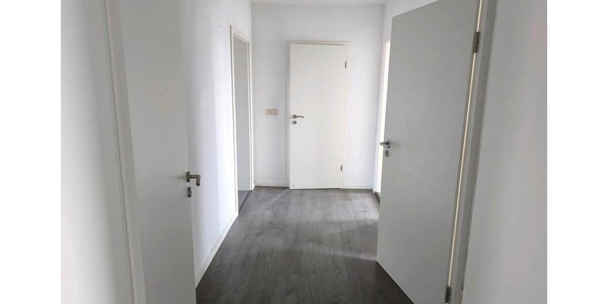 Etagenwohnung Zörbig - 3 Zimmer, 65 m&sup2;, 450&euro; | Angebot:26669911