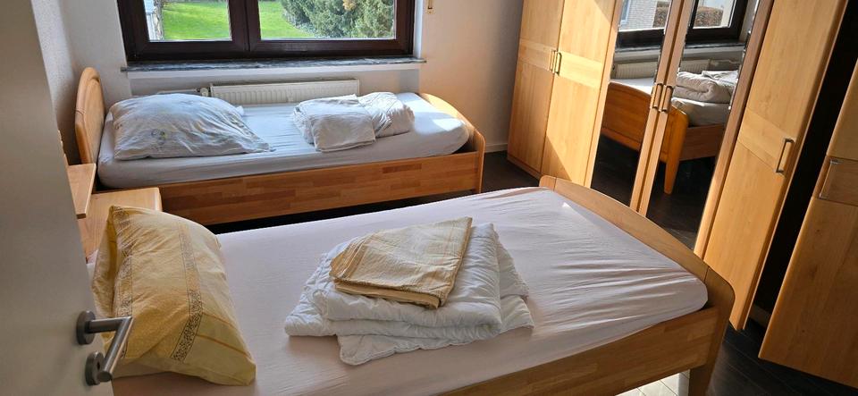 Erdgeschoßwohnung Ostercappeln - 9 Zimmer, 190 m&sup2;, 15&euro; | Angebot:25640484