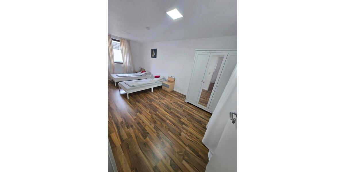Wohnen auf Zeit Erlensee - 6 Zimmer, 160 m&sup2;, 30&euro; | Angebot:26624813