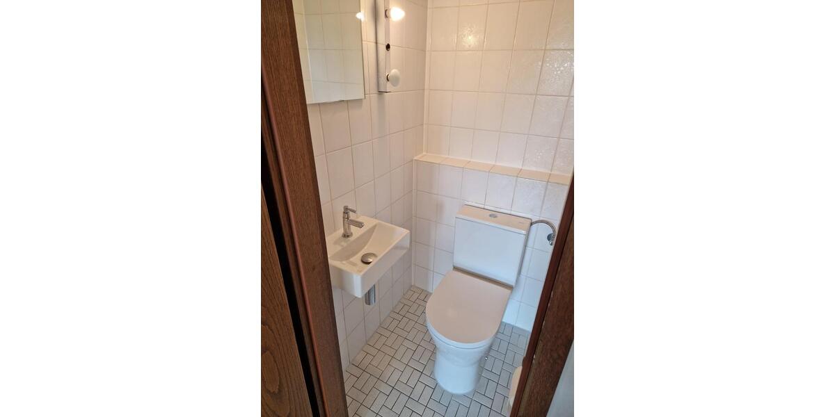 Etagenwohnung Karlsruhe Neureut - 2 Zimmer, 76 m&sup2;, 1.070&euro; | Angebot:26690169