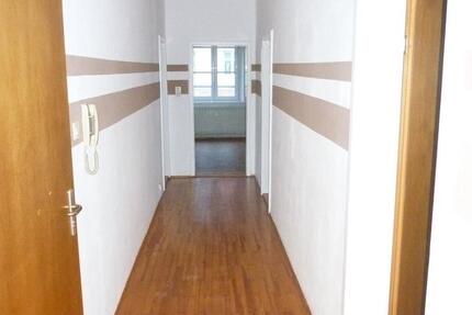 3-Zimmer Altbau-Wohnung in zentraler Lage 3 zimmer