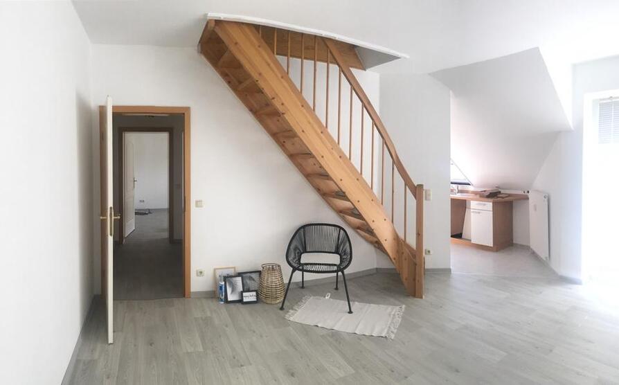 Helle 3 Zimmer Wohnung Maisonette Balkon Garten Bahnhof Süd zimmer