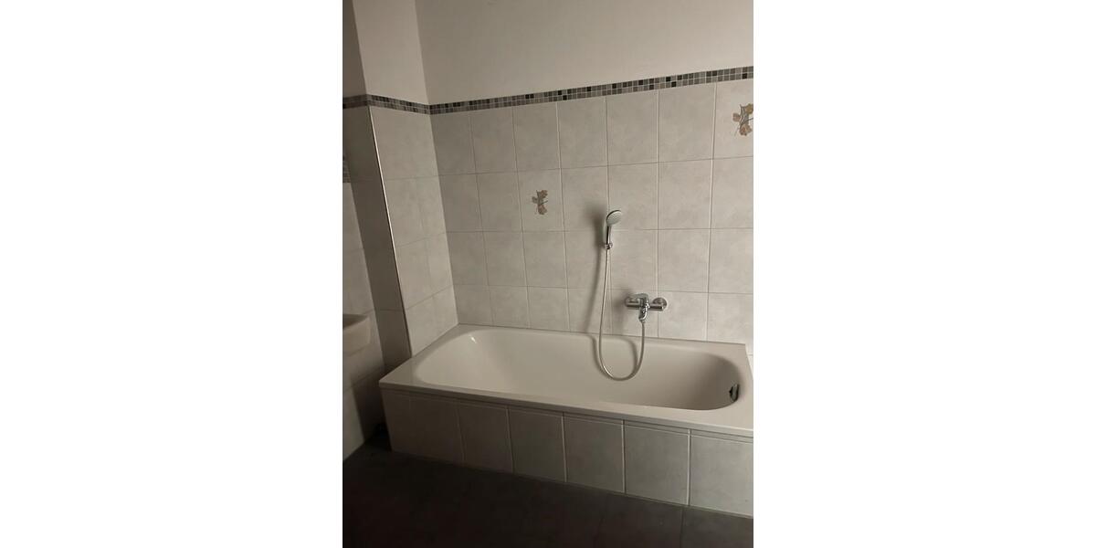 Dachgeschoßwohnung Hallenberg - 2 Zimmer, 86 m&sup2;, 650&euro; | Angebot:26676649