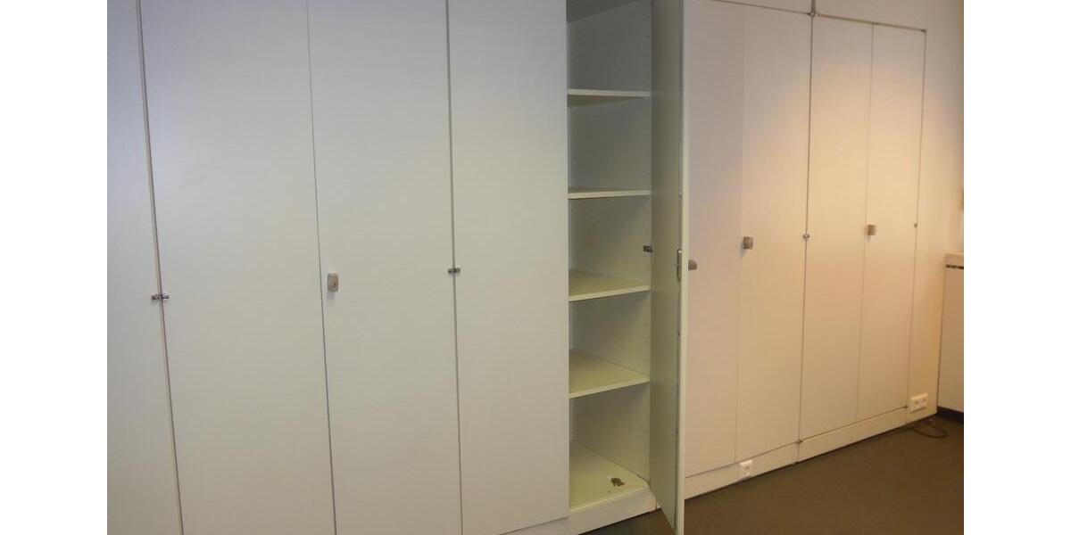 Top Lage, Top Räume, BüroPraxis in Triberg, Marktplatz zimmer