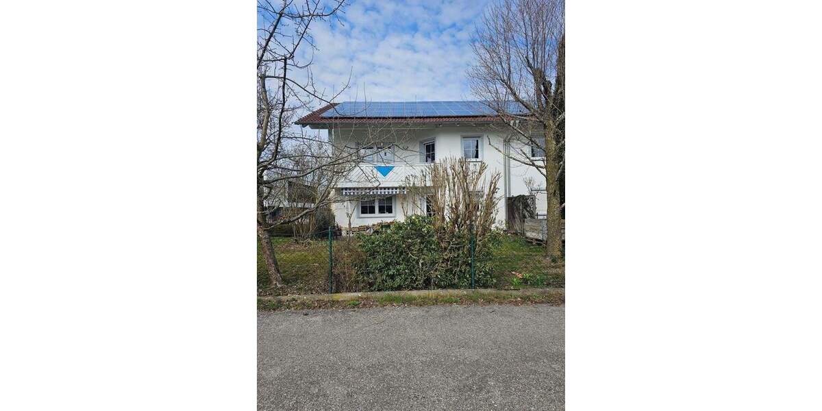 Doppelhaushälfte Burghausen - 6 Zimmer, 202 m&sup2;, 2.100&euro; | Angebot:25895860