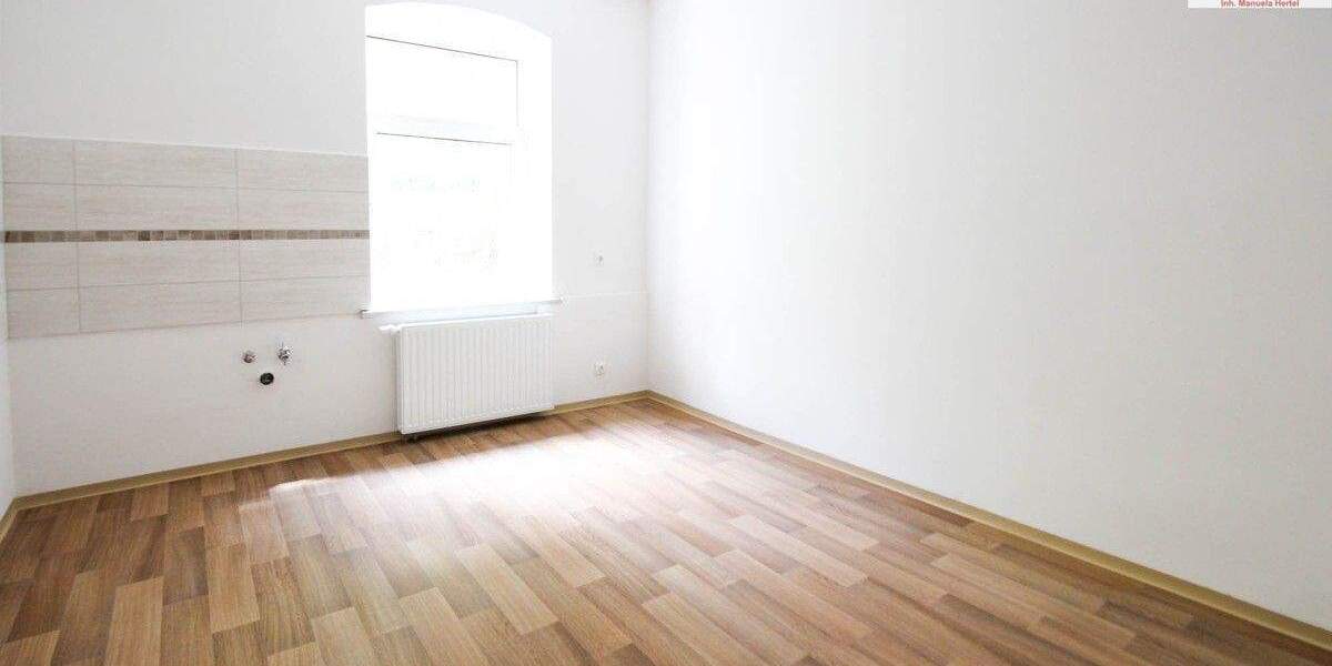 Etagenwohnung Aue-Bad Schlema Bad Schlema - 2 Zimmer, 60 m&sup2;, 330&euro; | Angebot:25899003