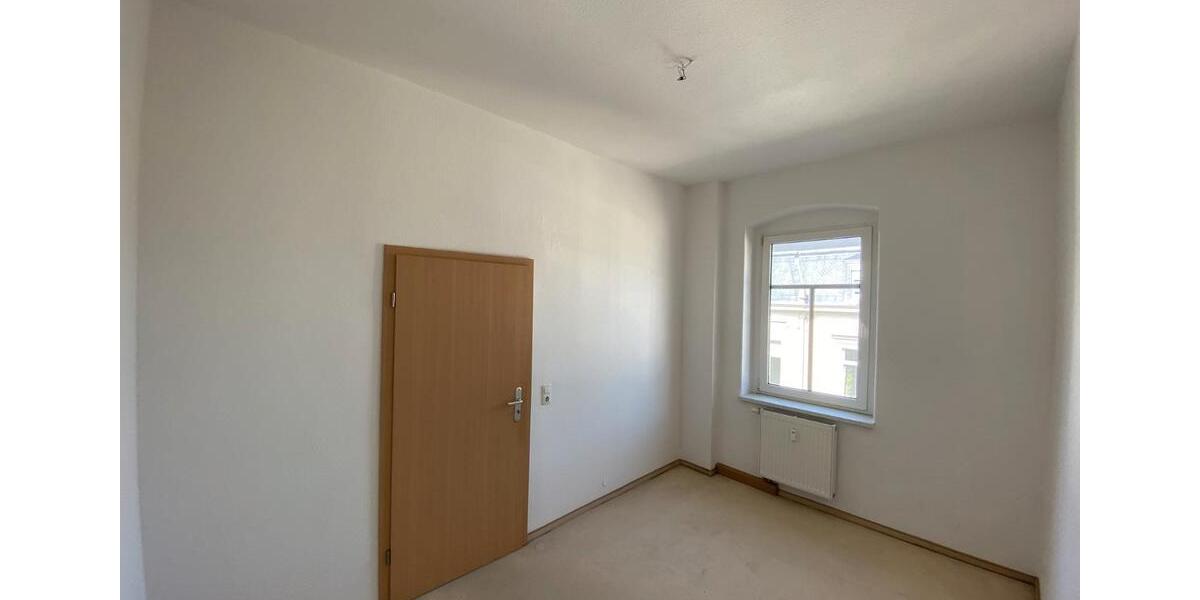 Etagenwohnung Riesa Neuweida - 4 Zimmer, 107 m&sup2;, 550&euro; | Angebot:26635368