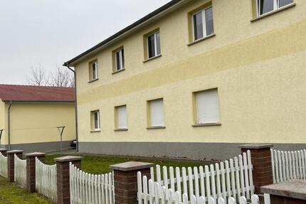 Wohnung Neustrelitz - 1 Zimmer, 31 m&sup2;, 231&euro; | Angebot:24712055