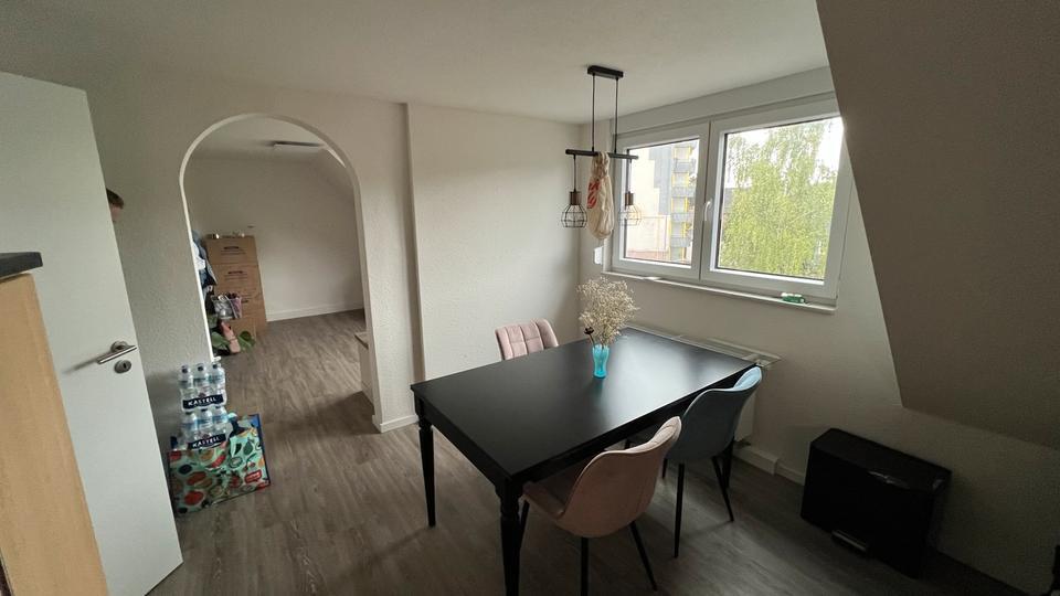 Schöne Dachgeschoßwohnung in Bottrop Fuhlenbrock