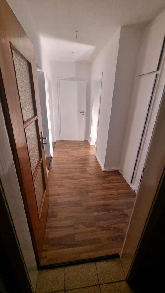 Wohnung ab 01.09.2025 zu vermieten. ca 65 cm2 Dachgeschoss