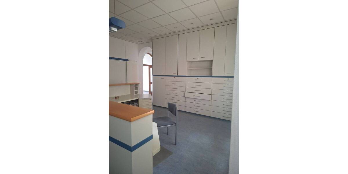Gewerbeobjekt Saarbrücken St Johann - 5 Zimmer, 130 m&sup2;, 1.300&euro; | Angebot:26694547