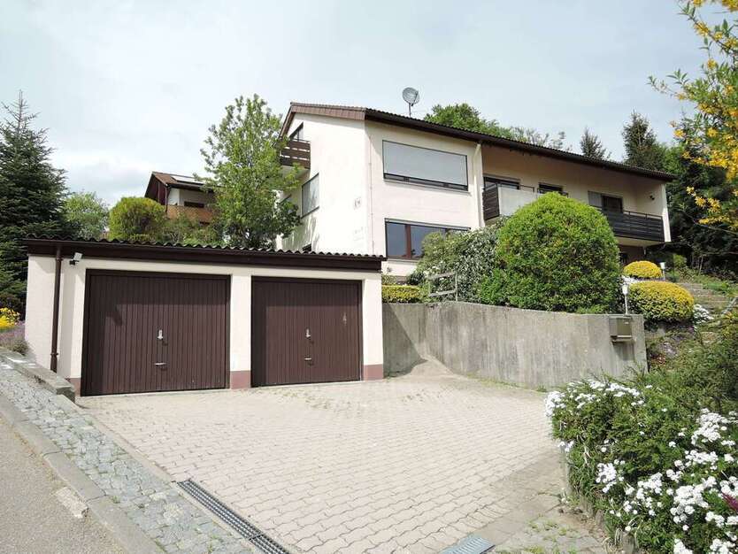 Haus zum Mieten in Steinheim 1.300 € 180.83 m²