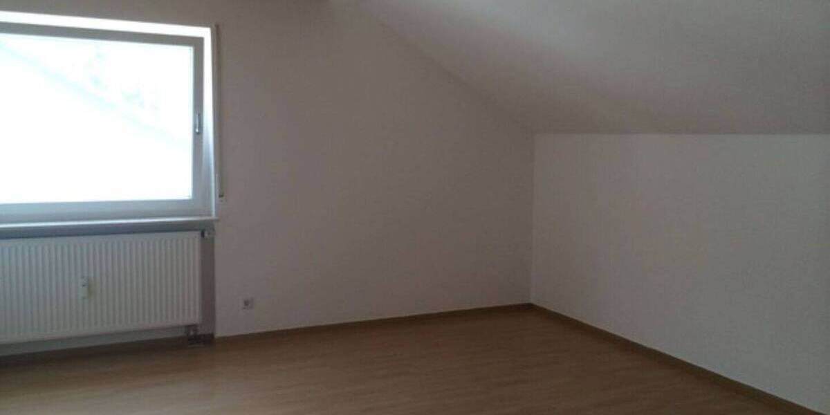 Etagenwohnung Pforzheim Südweststadt - 2 Zimmer, 57 m&sup2;, 650&euro; | Angebot:26674460