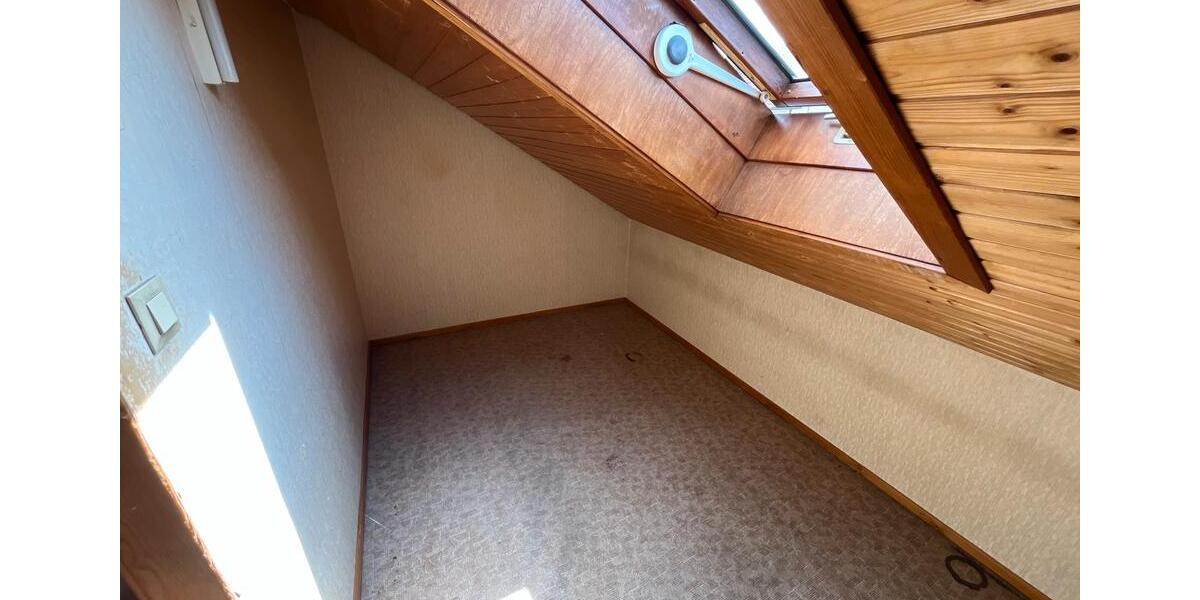 Dachgeschoßwohnung Geislingen an der Steige - 2 Zimmer, 49 m&sup2;, 500&euro; | Angebot:24600154