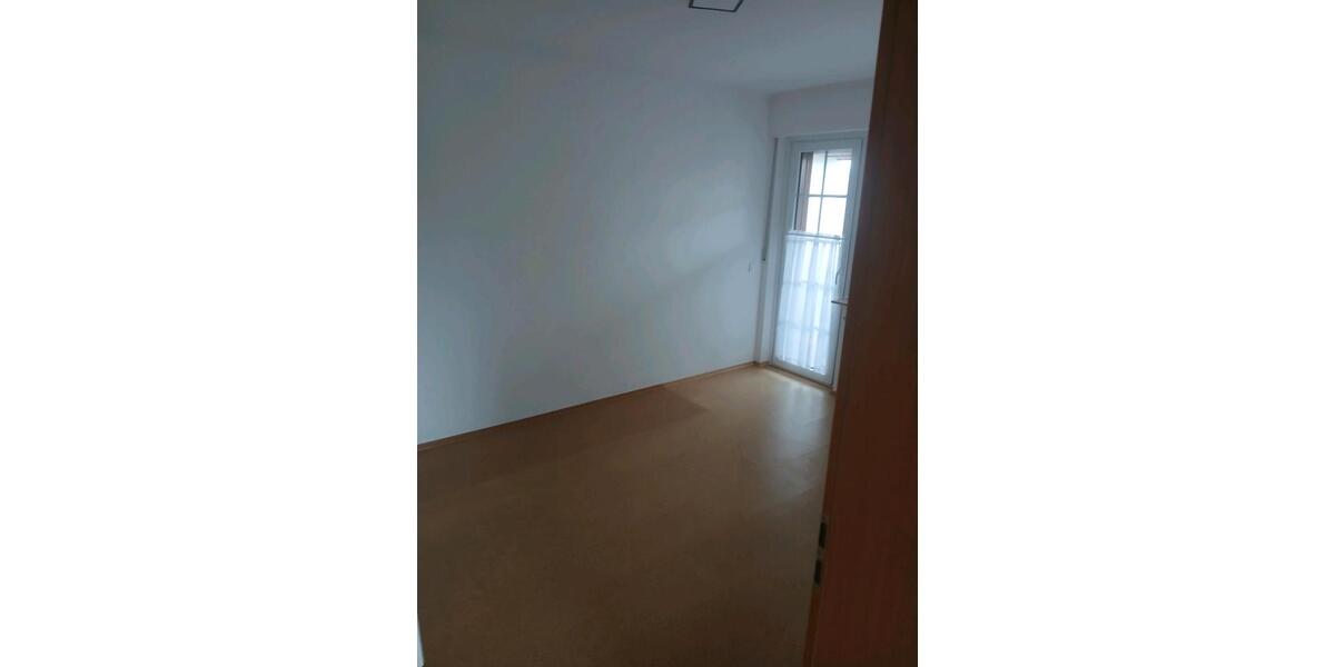 Dachgeschoßwohnung Olsberg - 4 Zimmer, 75 m&sup2;, 750&euro; | Angebot:24639604