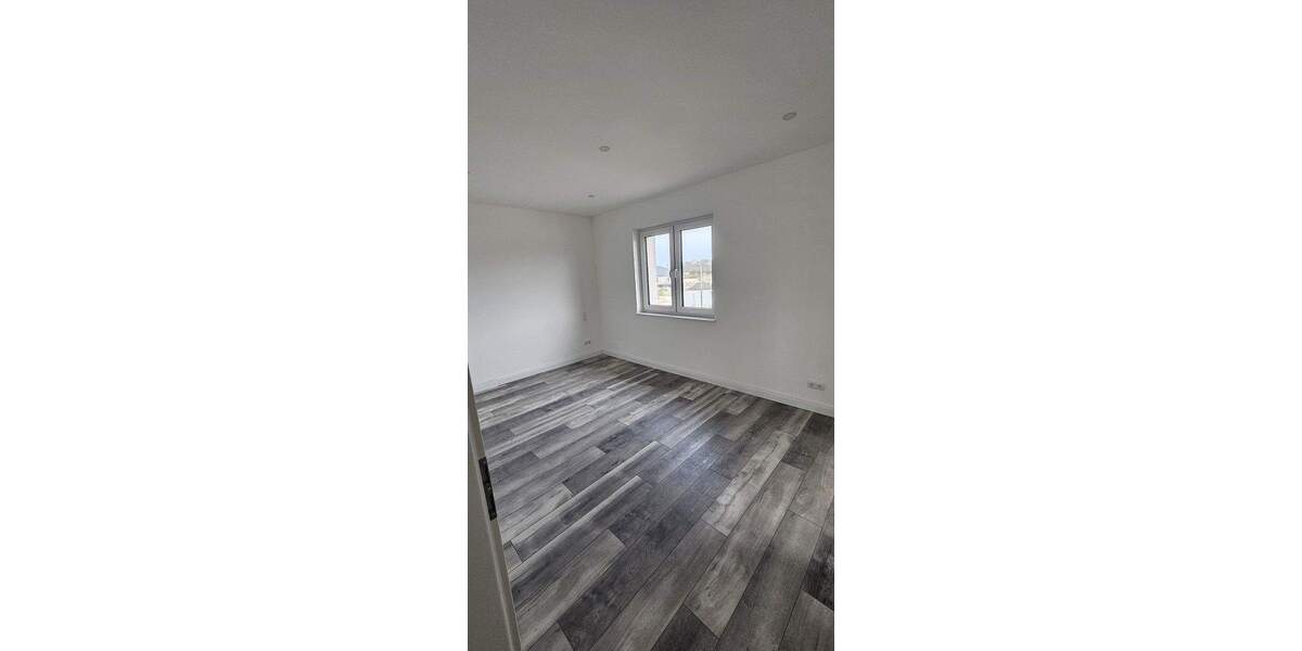 Mehrfamilienhaus, Wohnhaus Zossen Nächst Neuendorf - 4 Zimmer, 138 m&sup2;, 2.055&euro; | Angebot:25746608