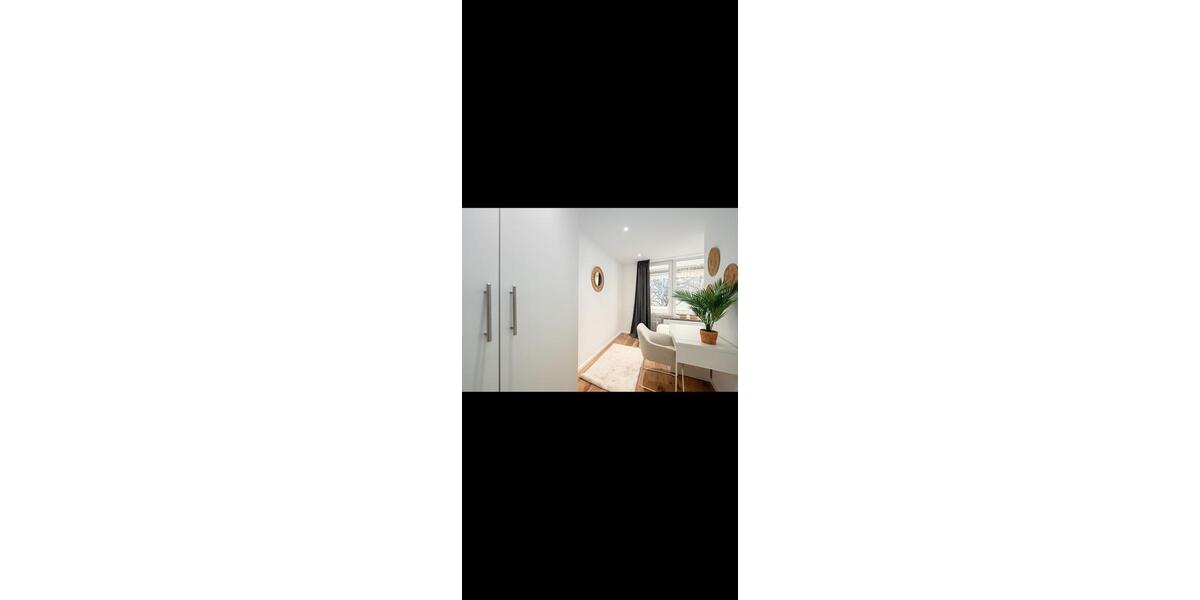 Wohnen auf Zeit Düsseldorf Düsseltal - 1 Zimmer, 11 m&sup2;, 670&euro; | Angebot:26621090